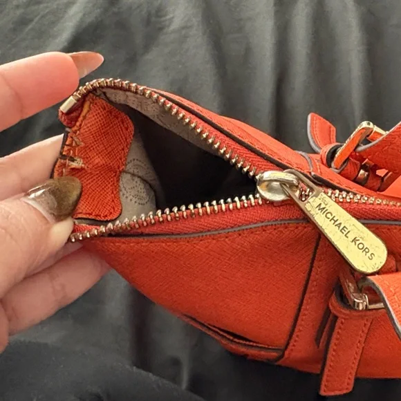 Michael Kors Bold Orange Charlotte Tote And Wallet - Picture 16 of 16